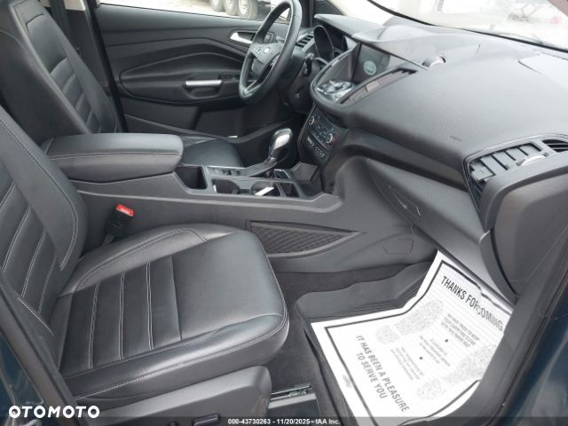 Ford Escape 2.0 EcoBoost AWD Titanium - 21