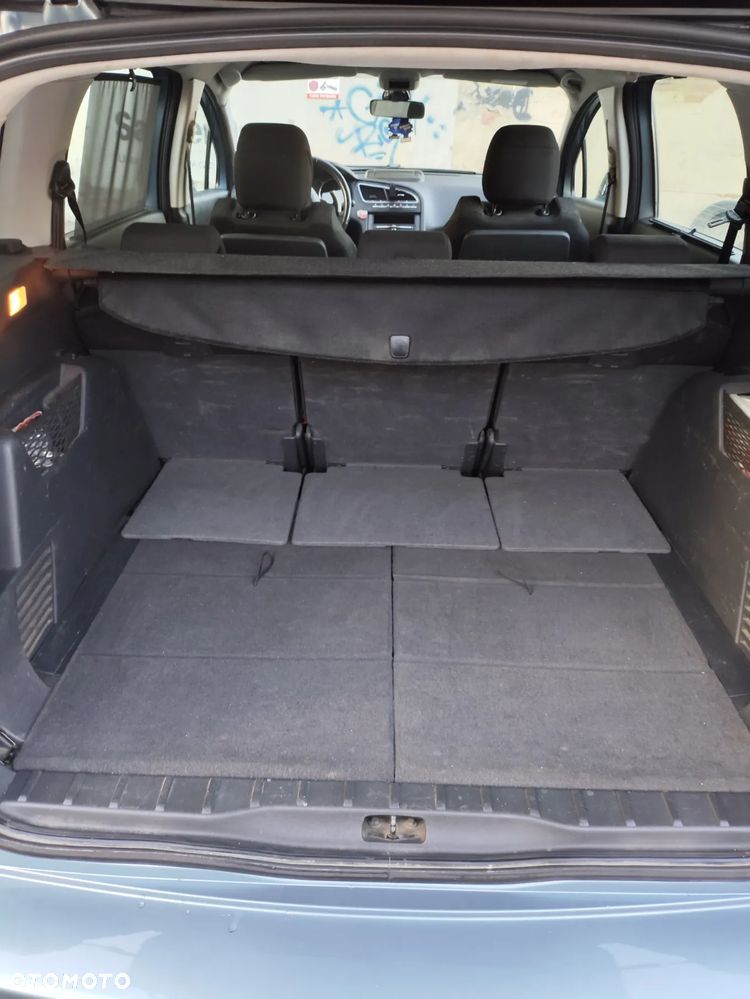 Peugeot 5008 HDI FAP 110 EGS6 Premium - 11