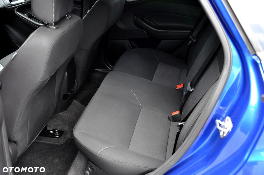 Ford Focus - 23