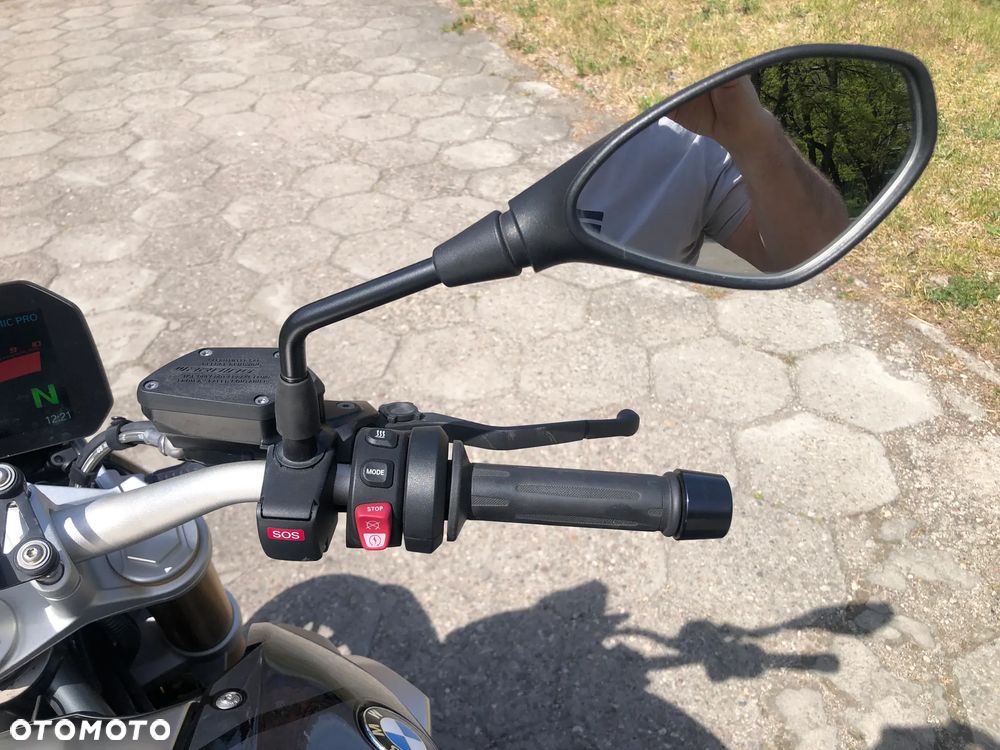 BMW R - 9