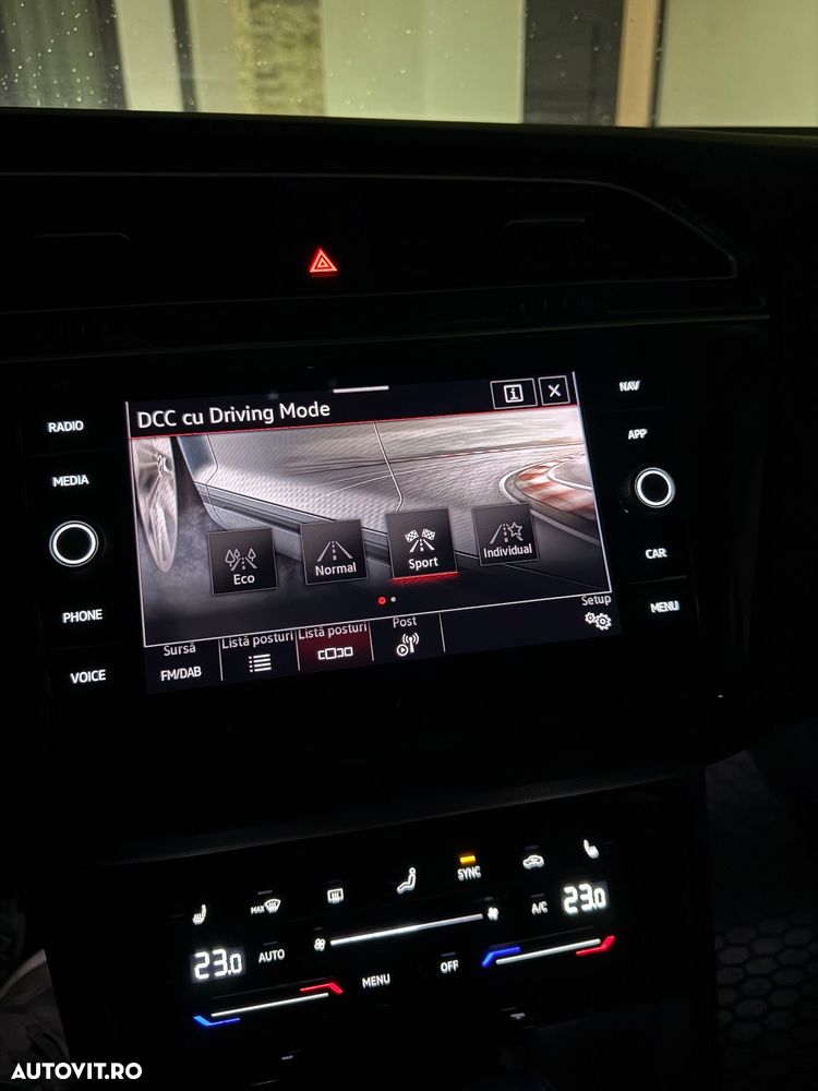 Volkswagen Tiguan - 9