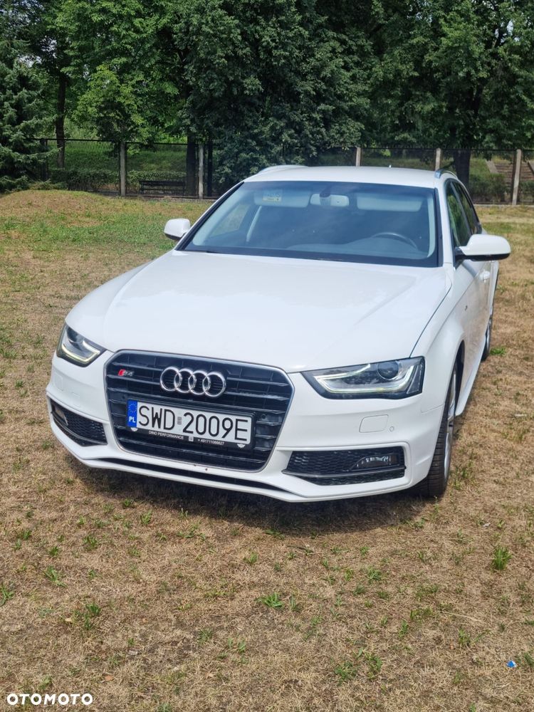 Audi A4 Avant - 5
