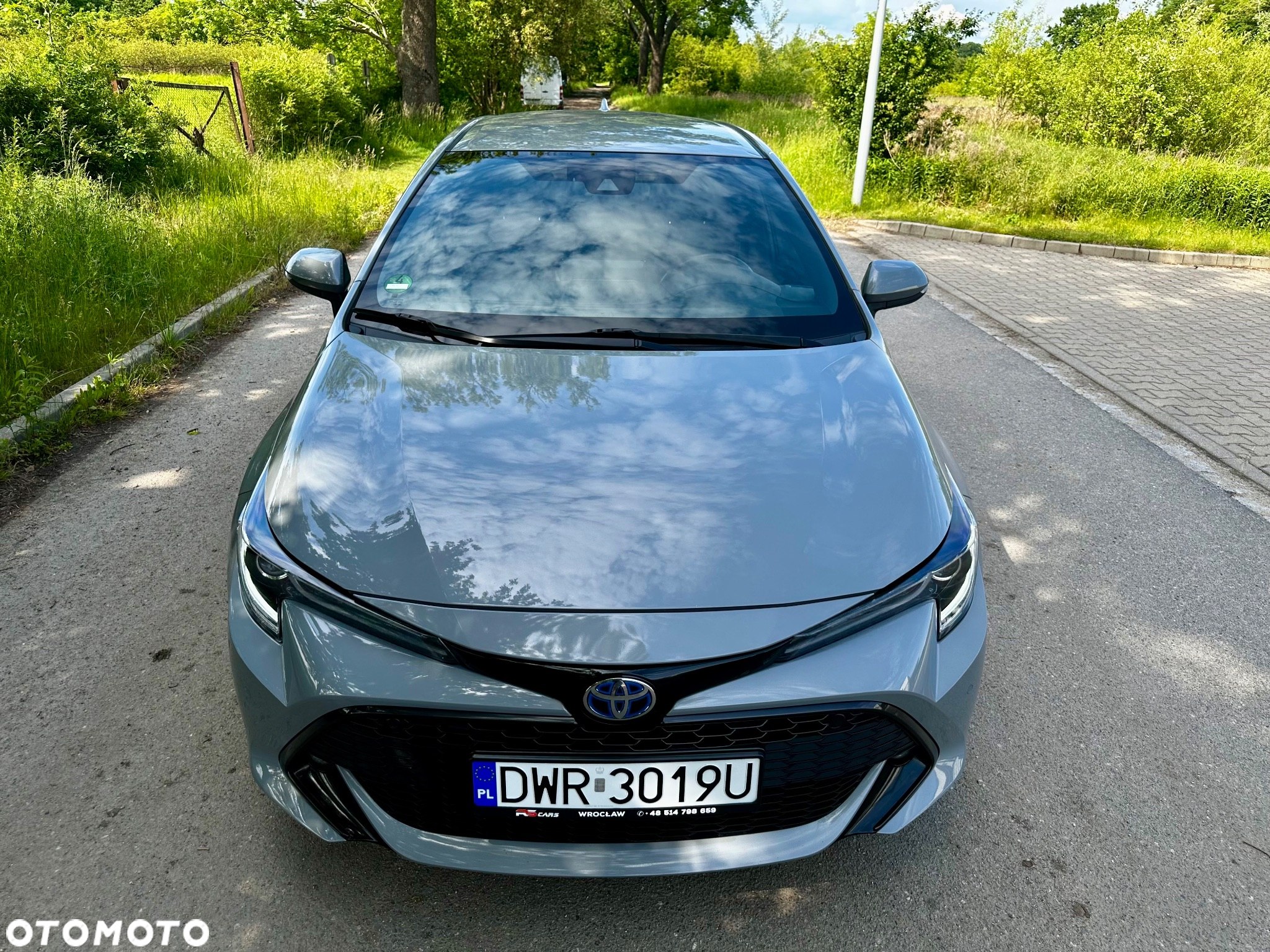 Toyota Corolla 2.0 Hybrid Style - 11