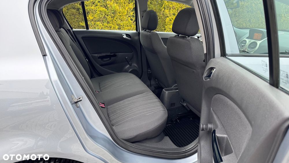 Opel Corsa - 20
