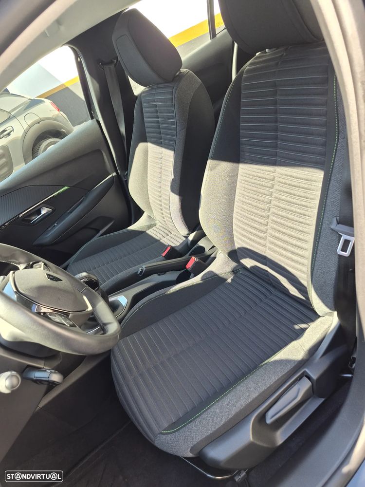 Peugeot 208 1.2 PureTech Active - 15