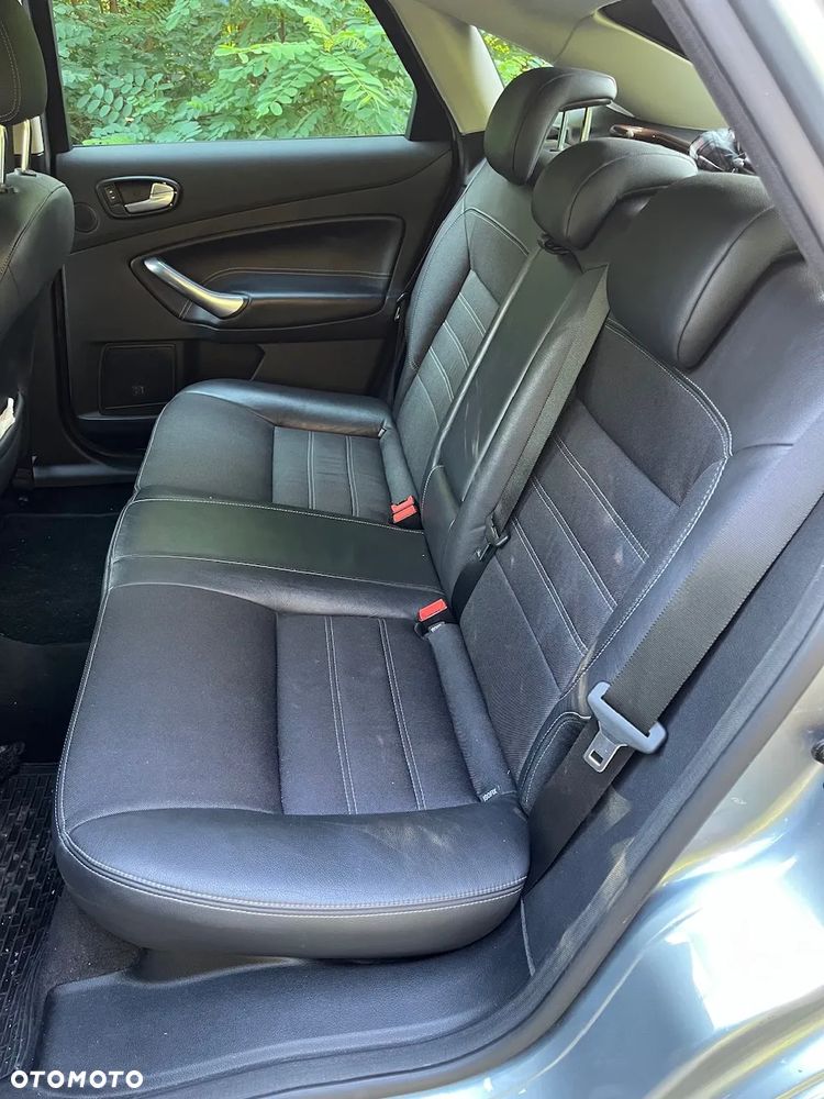 Ford Mondeo 2.0 Titanium - 8