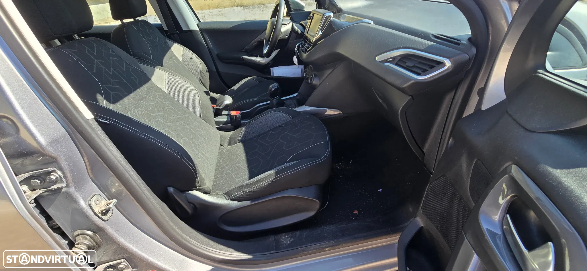 Peugeot 2008 ver-1-2-puretech-active - 15