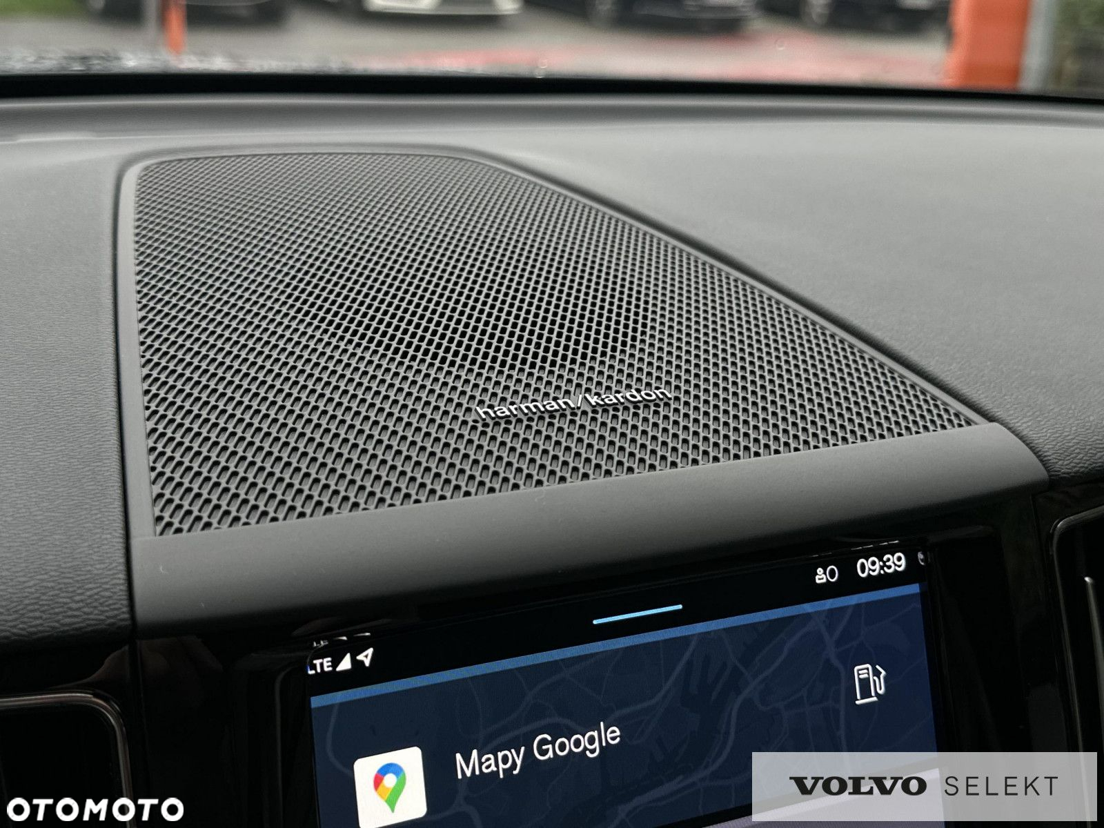 Volvo XC 60 - 30