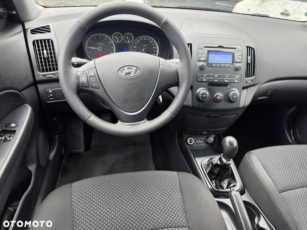 Hyundai i30 1.4 Classic EU5 - 17
