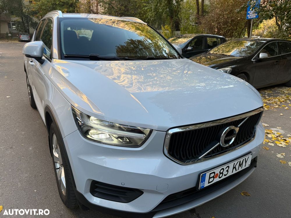 Volvo XC 40 T4 AWD Momentum - 1