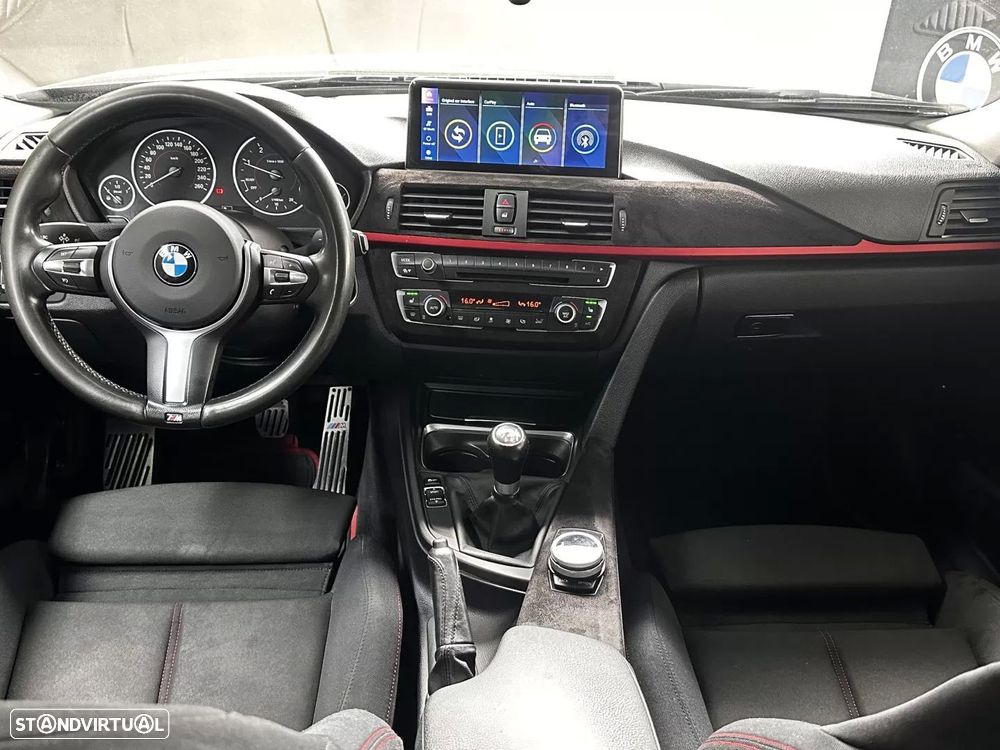 BMW 320 d Pack M - 19