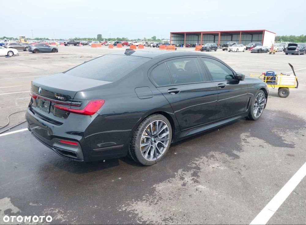 BMW Seria 7 - 7