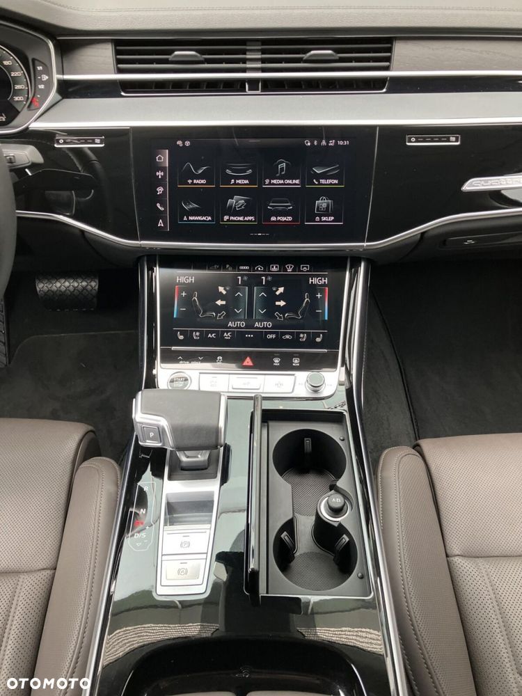 Audi A8 - 20