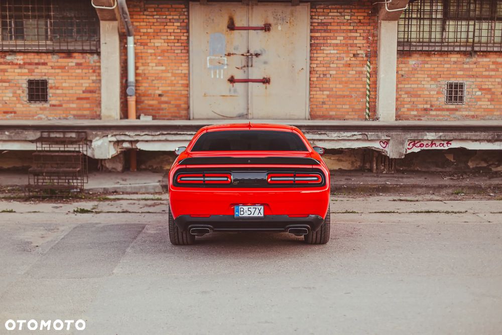 Dodge Challenger 5.7 R/T - 13