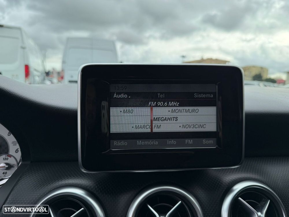 Mercedes-Benz A 180 - 17