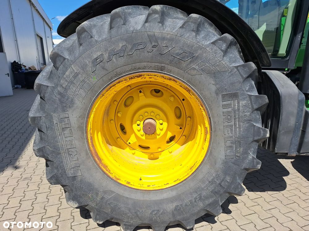 John Deere 8260R - 5