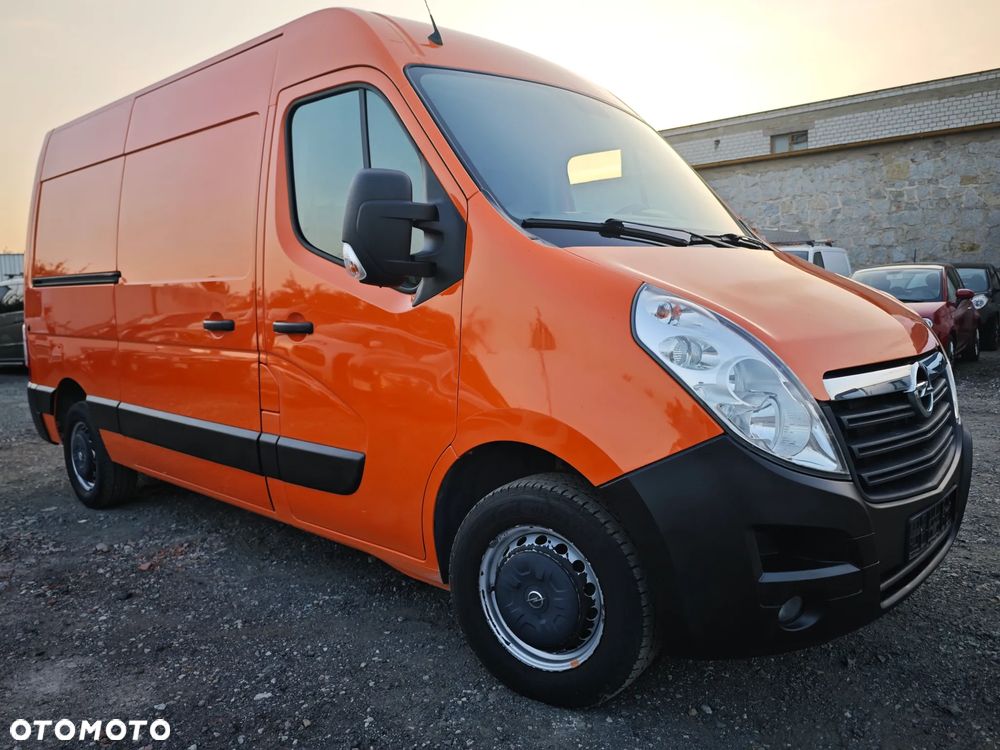 Opel Movano