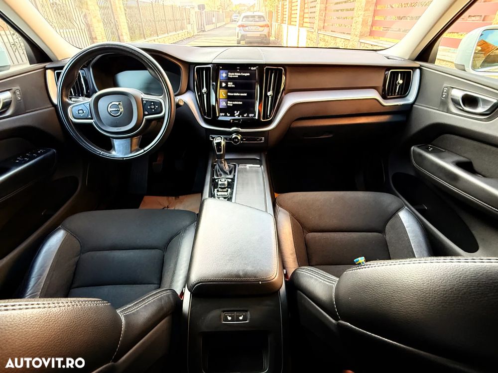 Volvo XC 60 D3 Momentum Pro - 9