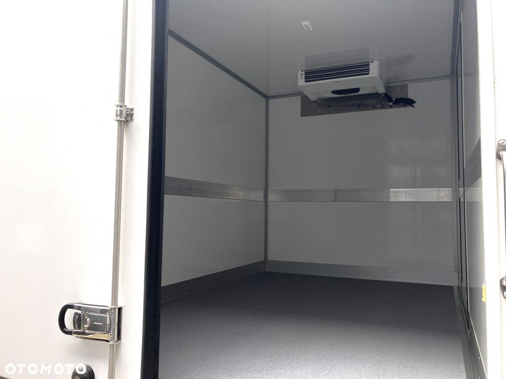 Volkswagen Crafter 35 2.0 TDI 163 KM L3H2 6bm 3m - 21