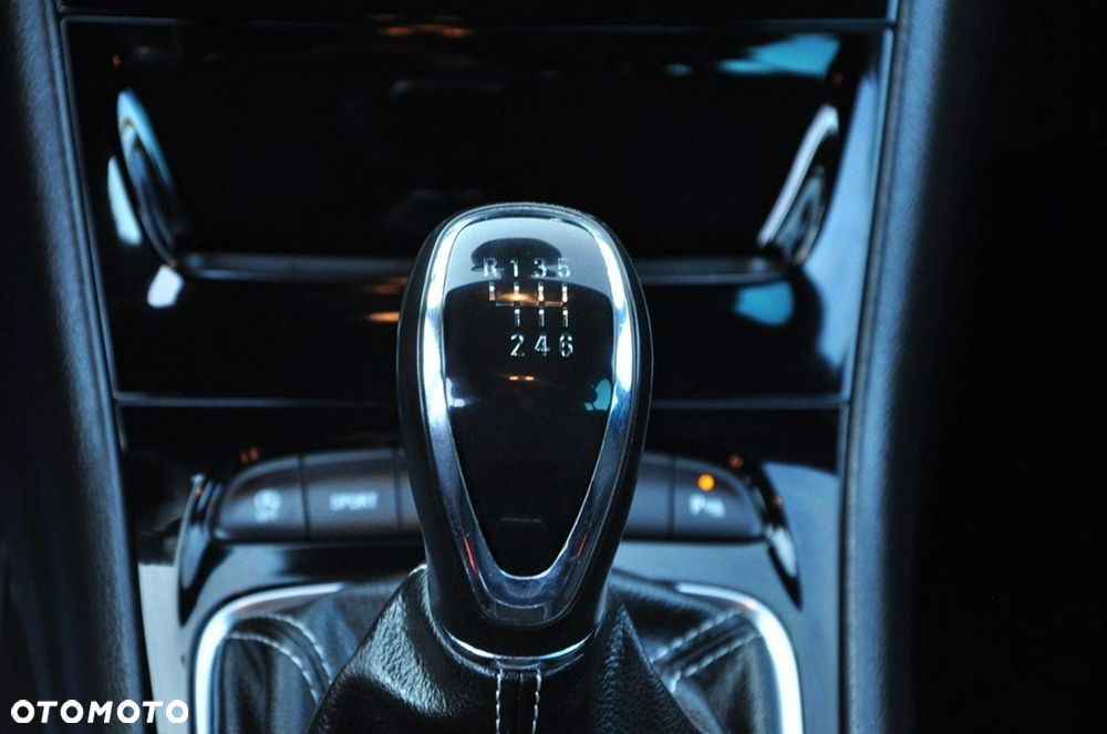 Opel Astra - 35