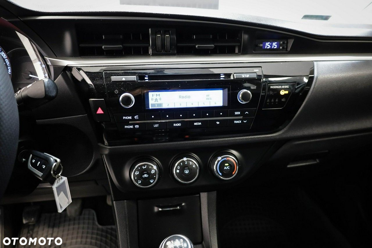 Toyota Corolla - 16