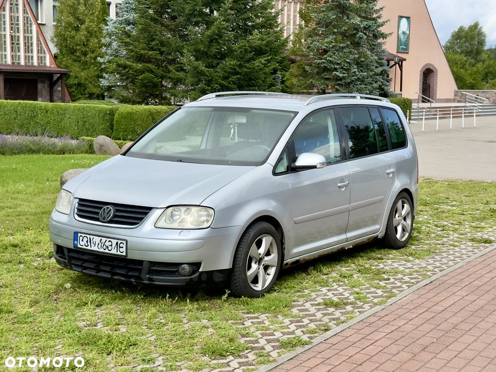 Volkswagen Touran - 5