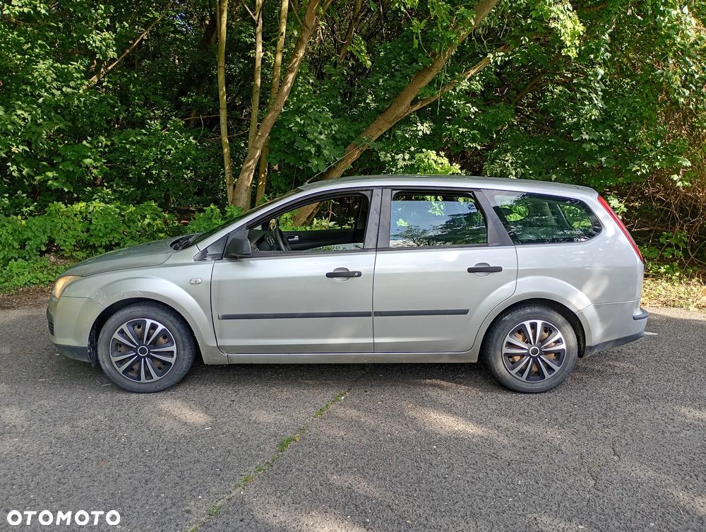 Ford Focus - 2