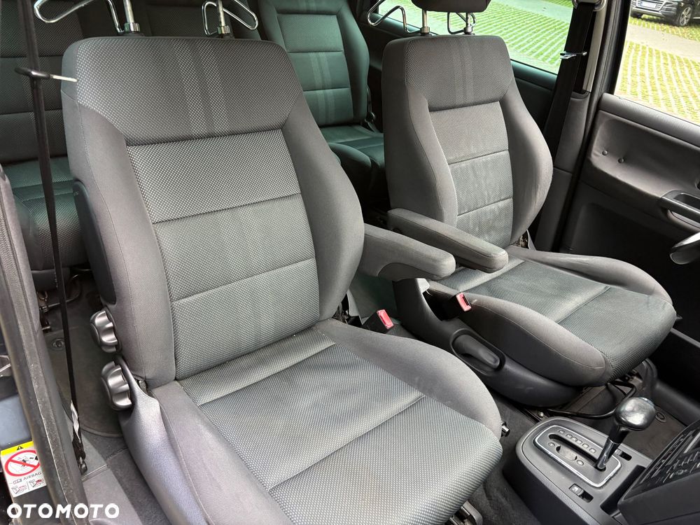 Volkswagen Sharan - 13
