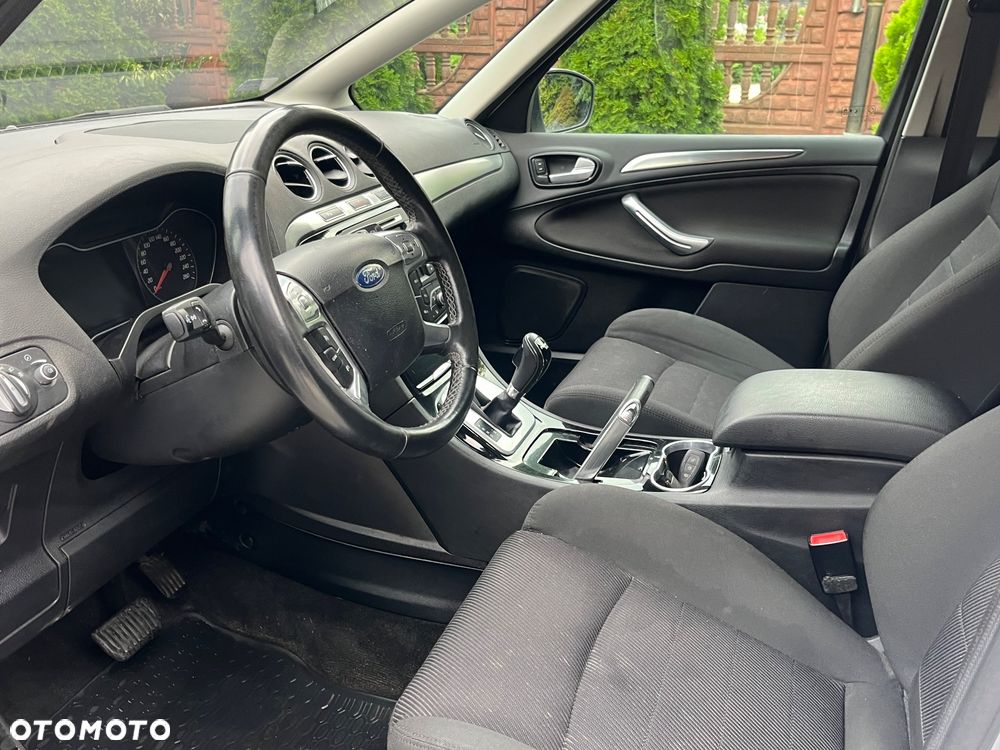 Ford S-Max - 21