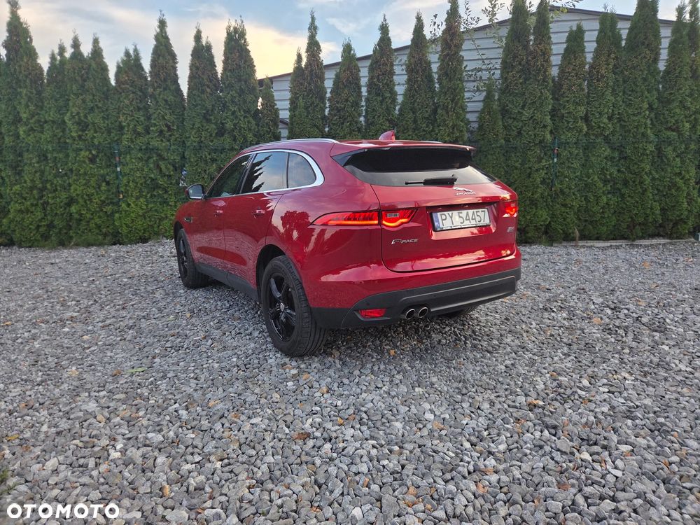 Jaguar F-Pace - 13