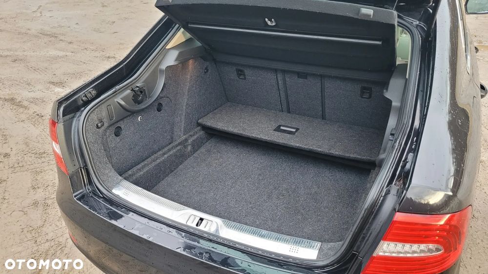 Skoda Superb 3.6 FSI 4x4 Elegance DSG - 23