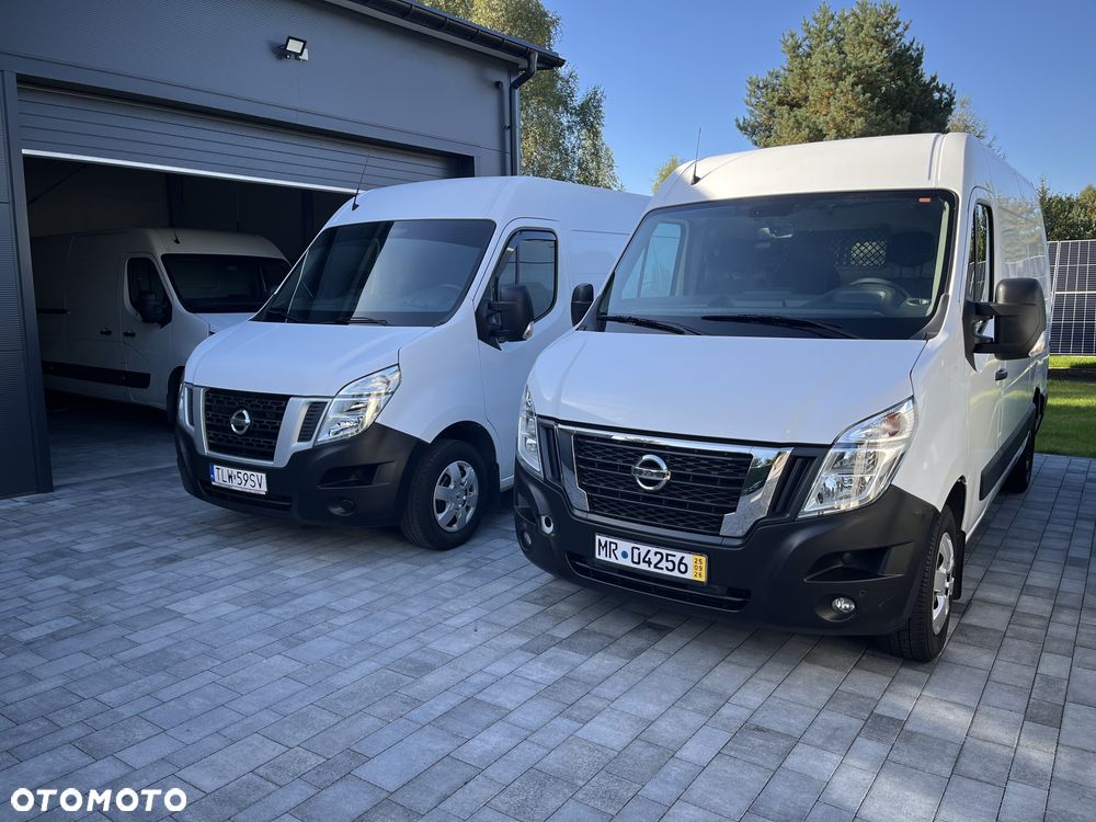Nissan NV400 - 11
