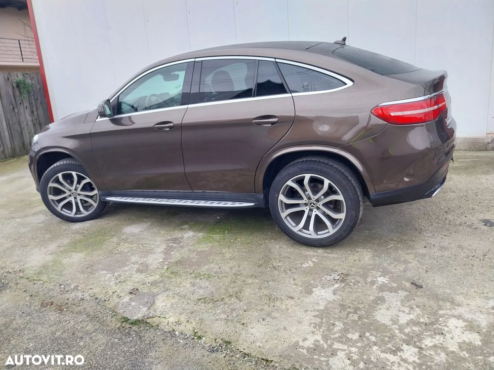 Mercedes-Benz GLE 350 d 4Matic 9G-TRONIC AMG Line - 16