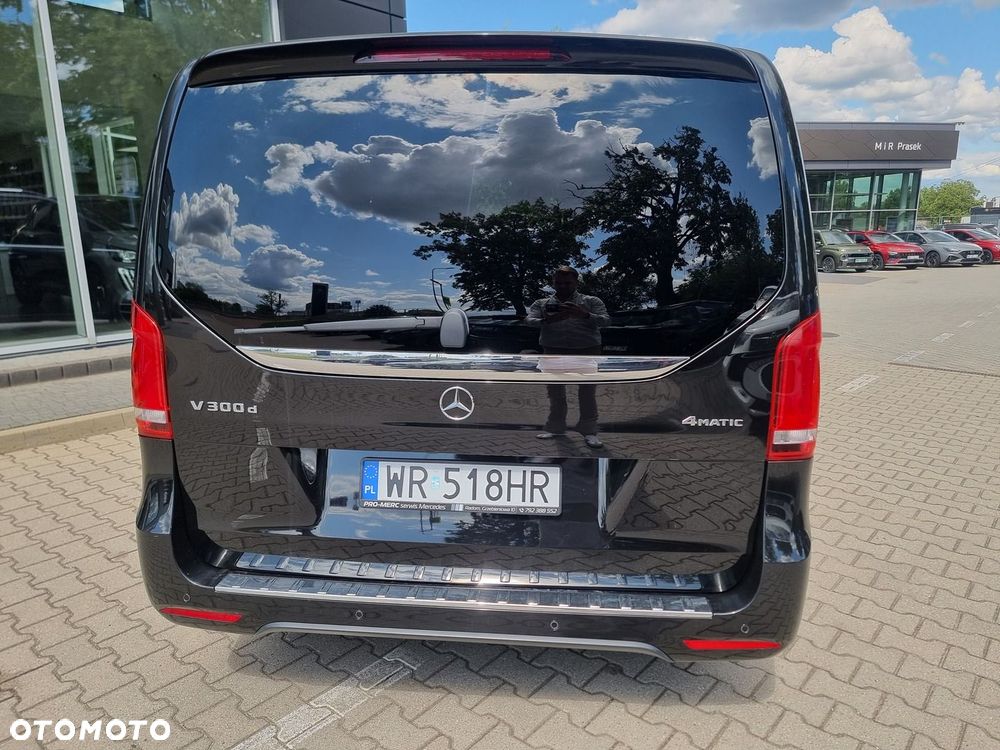 Mercedes-Benz Klasa V 300 d 4-Matic Exclusive 9G-Tronic (d³ugi) - 14