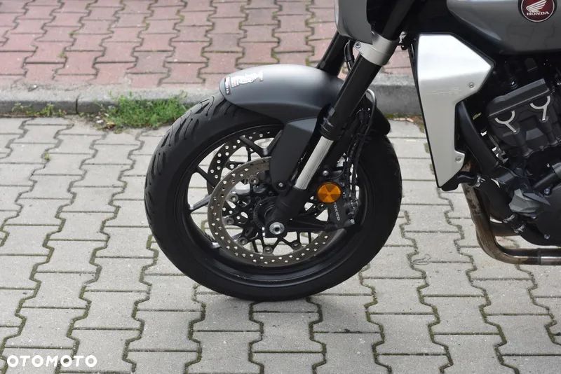 Honda CB - 26