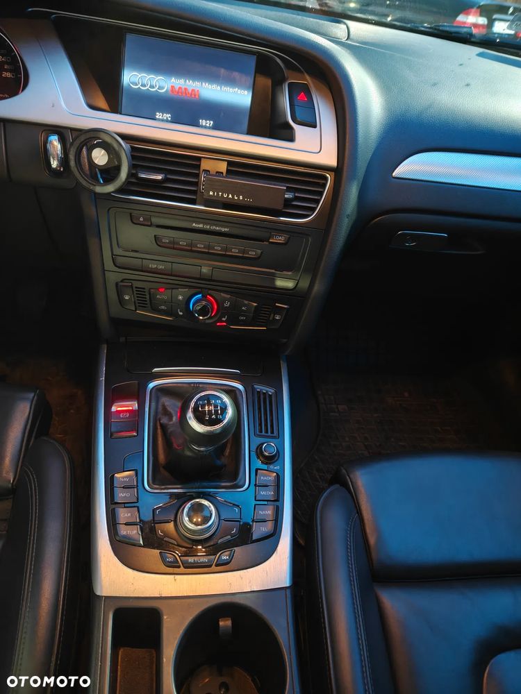 Audi A4 Avant - 6