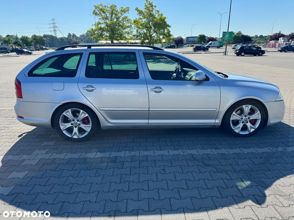 Skoda Octavia 2.0 TDI RS - 8