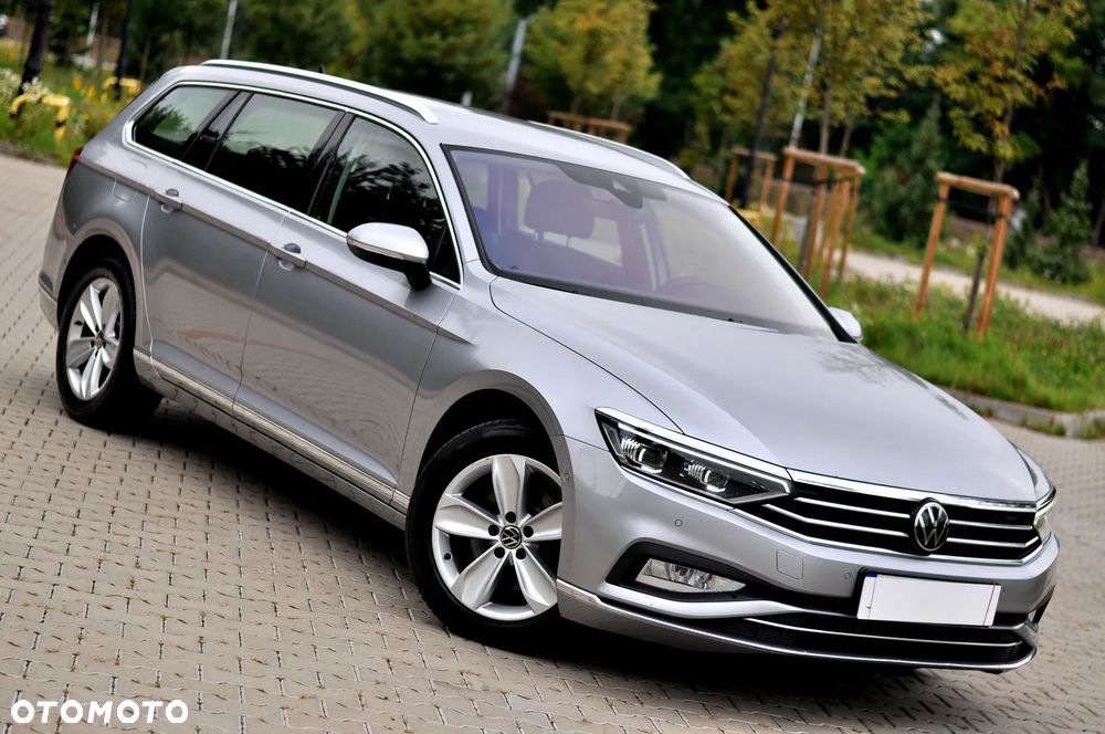 Volkswagen Passat 2.0 TDI EVO Elegance DSG - 2