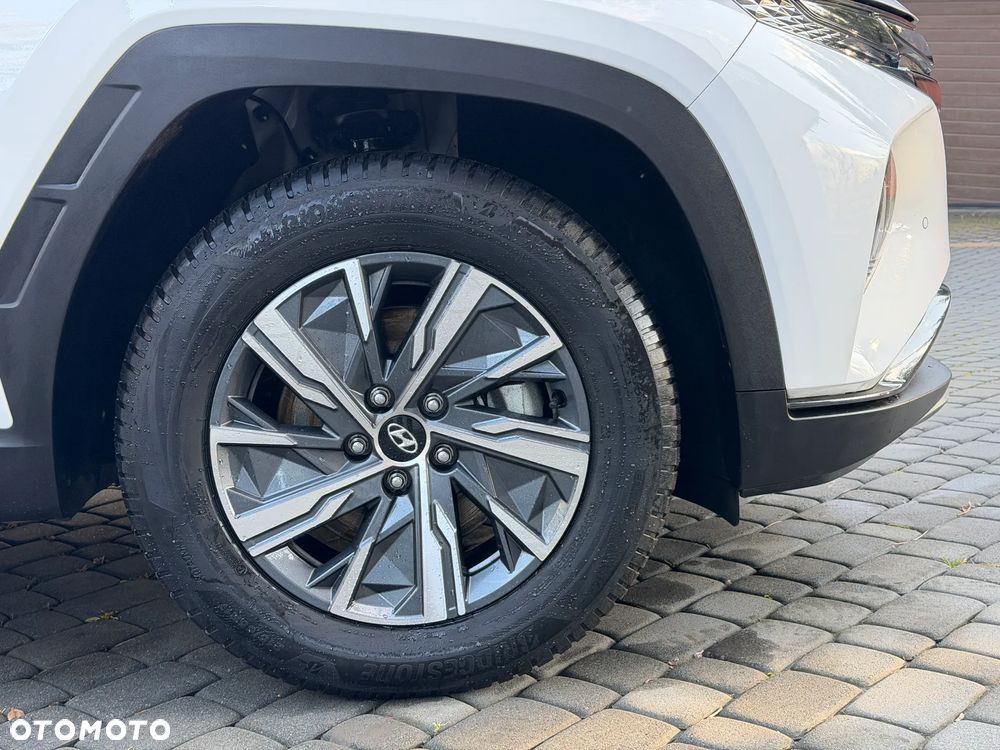 Hyundai Tucson 1.6 T-GDi HEV Executive 4WD - 13