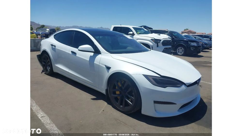 Tesla Model S AWD - 1