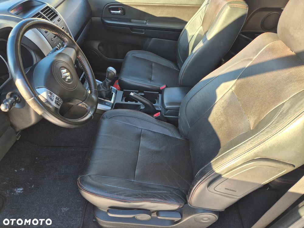 Suzuki Grand Vitara 1.9 DDiS Comfort DPF - 5