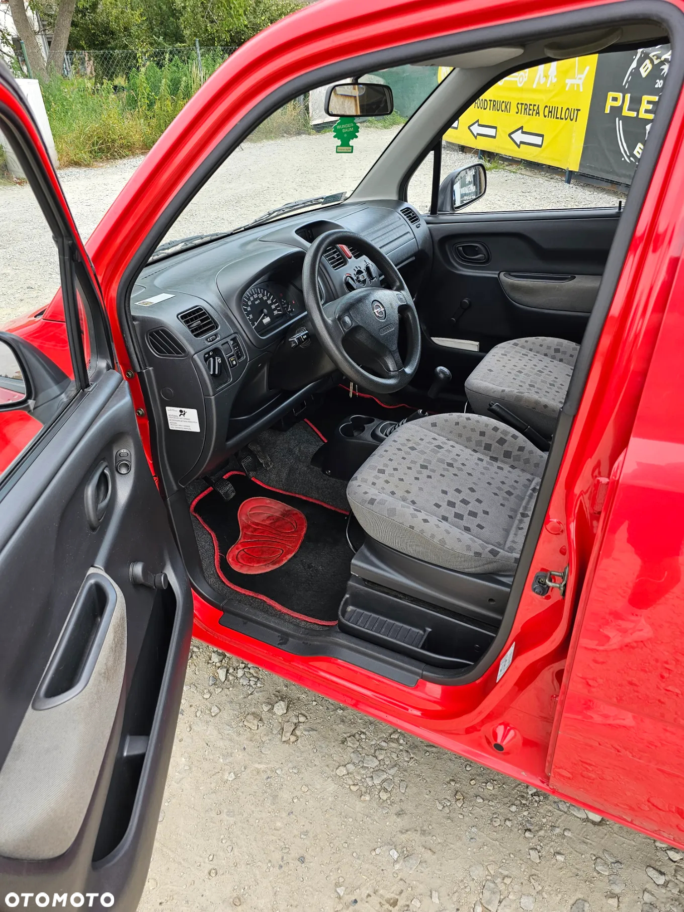 Opel Agila - 12