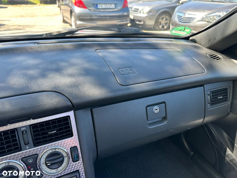Mercedes-Benz SLK - 26
