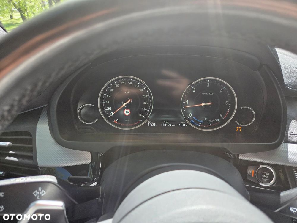 BMW X6 xDrive40d - 8