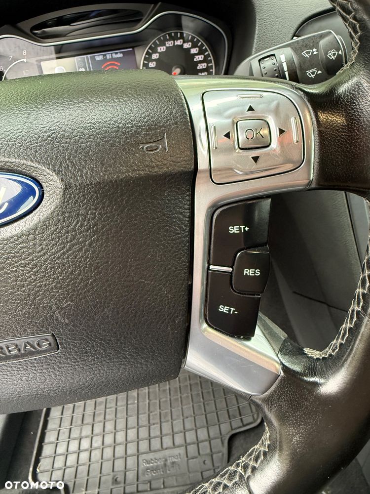 Ford Mondeo 1.6 Eco Boost Titanium - 21