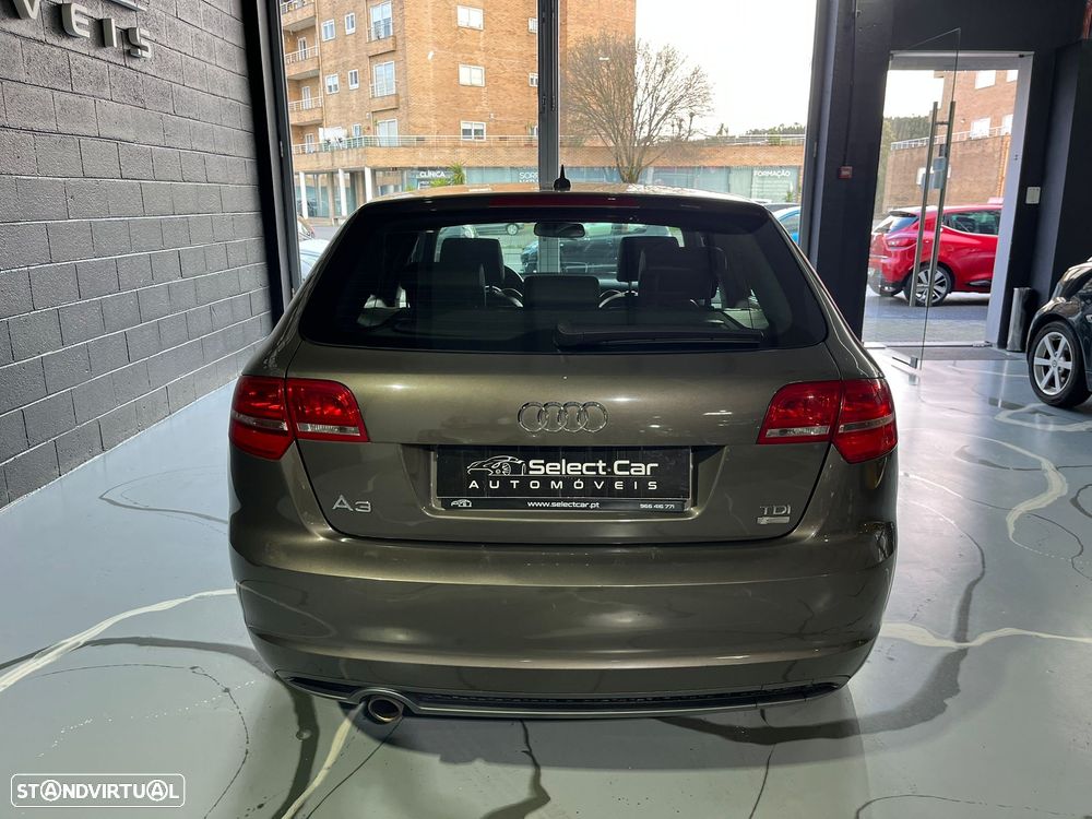 Audi A3 Sportback 1.6 TDI S tronic S line Sport Pack - 7