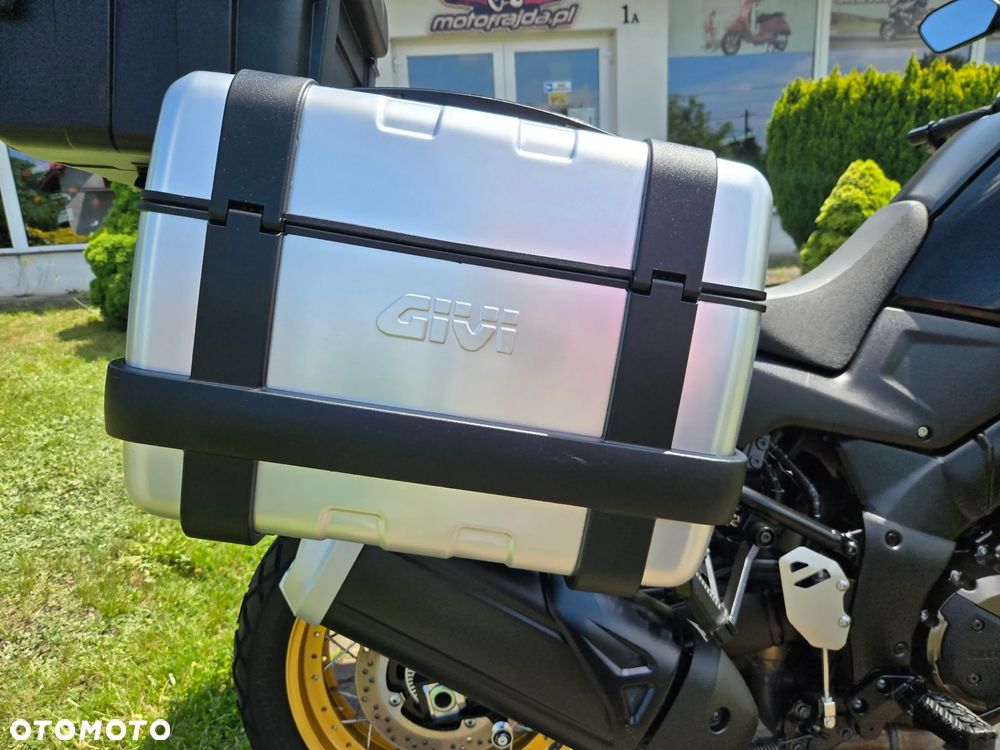 Suzuki V-STROM - 23