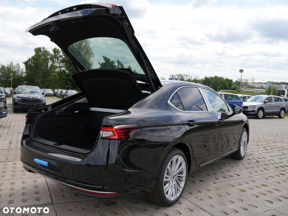 Skoda Superb 2.0 TDI SCR 4x4 L&K DSG - 15