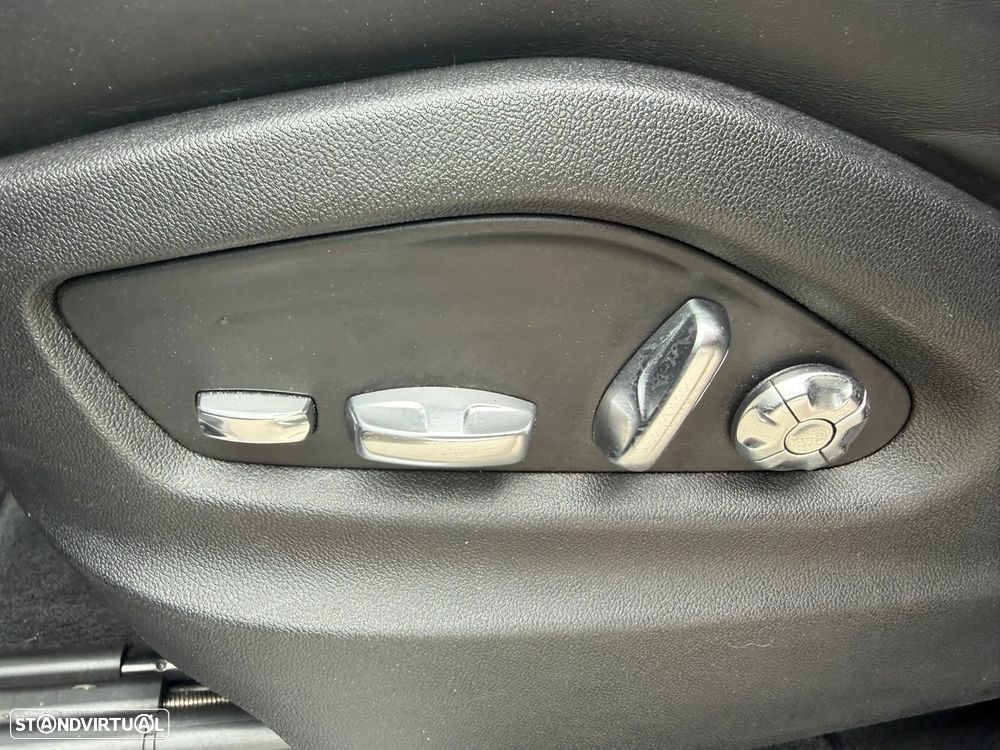 Porsche Cayenne E-Hybrid Tiptronic S Platinum Edition - 17