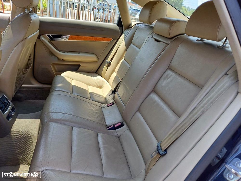 Audi A6 3.0 TDI V6 quattro Exclusive II T. - 8